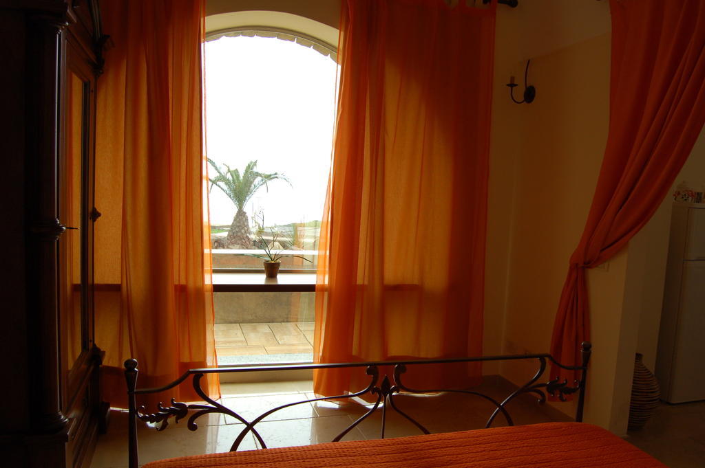 Maison d'hôtes La Stele Di Rekale à Scauri  Chambre photo